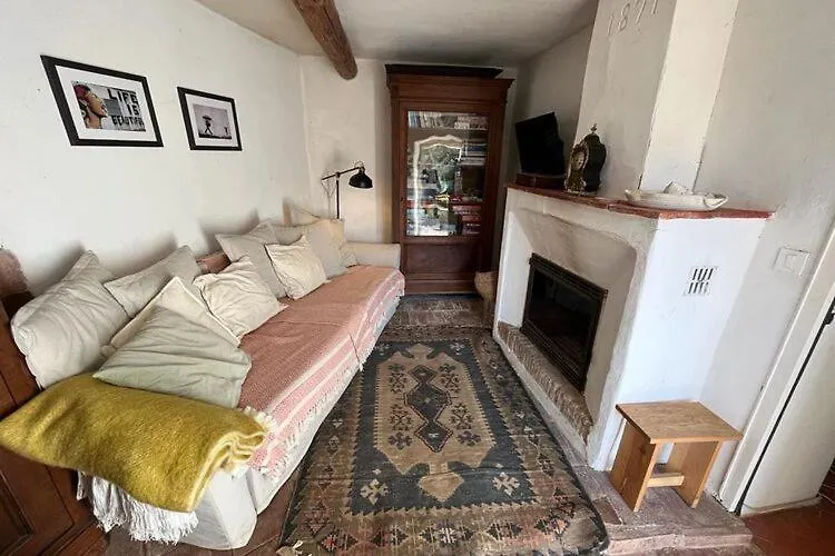 Farmhouse In Draguignan With Terrace Holiday home